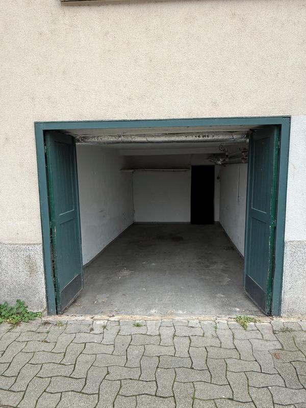 Parking / Garage - 14 m²
