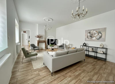 Maison - 140 m² - 6 pièces