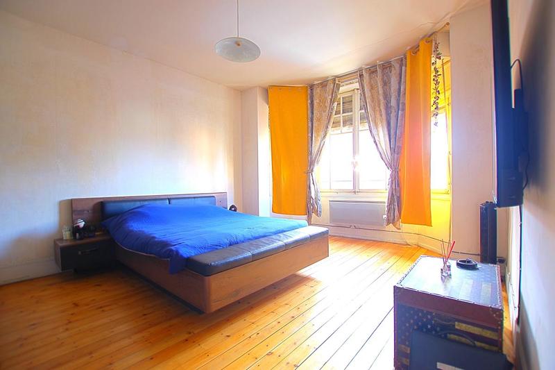 Maison - 180 m² - 6 pièces