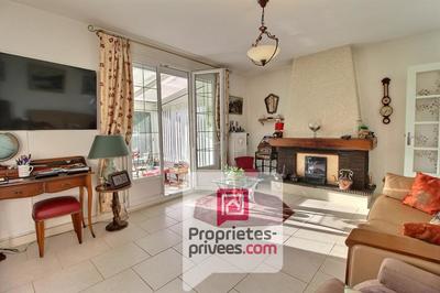 Maison - 84 m² - 5 pièces