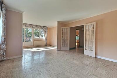 Maison - 151 m² - 6 pièces