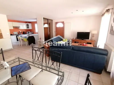 Maison - 88 m² - 6 pièces