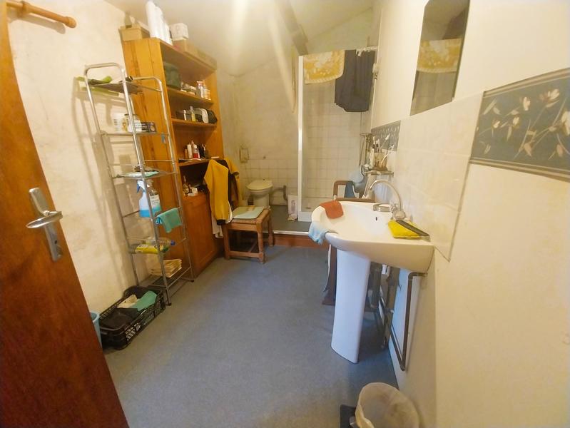 Corps de ferme - 197 m² - 8 pièces