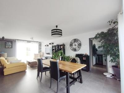 Maison - 103 m² - 5 pièces