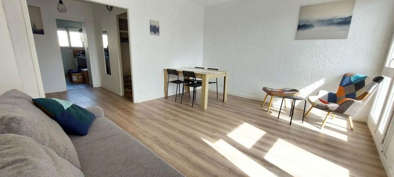 Appartement - 99 m² - 5 pièces