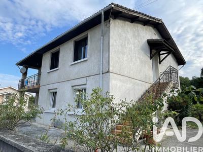 Maison - 152 m² - 7 pièces