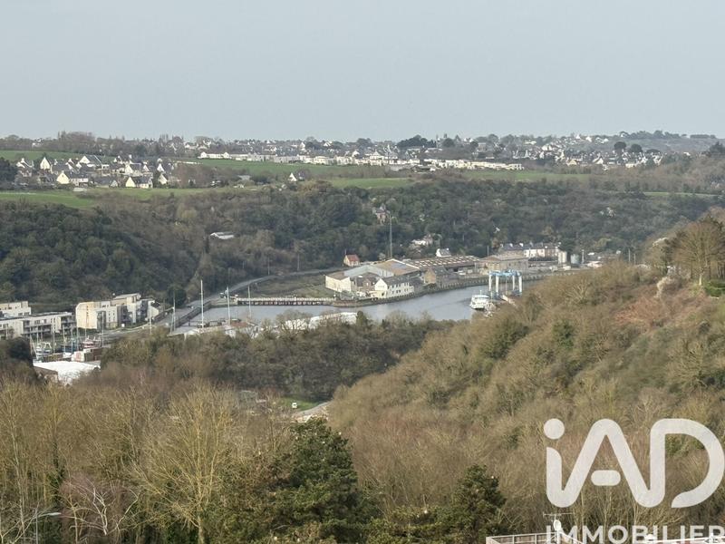 Appartement - 80 m² - 3 pièces