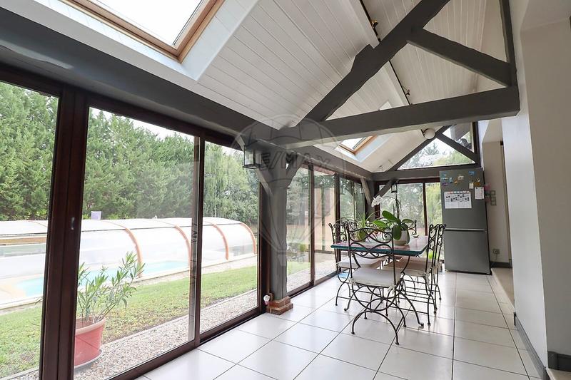 Maison - 200 m² - 7 pièces