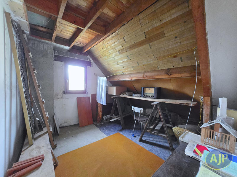 Maison - 80 m² - 5 pièces