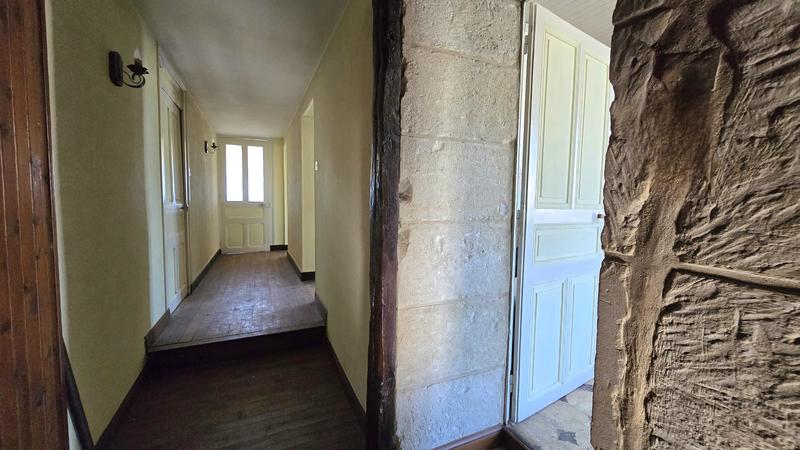 Corps de ferme - 180 m² - 7 pièces