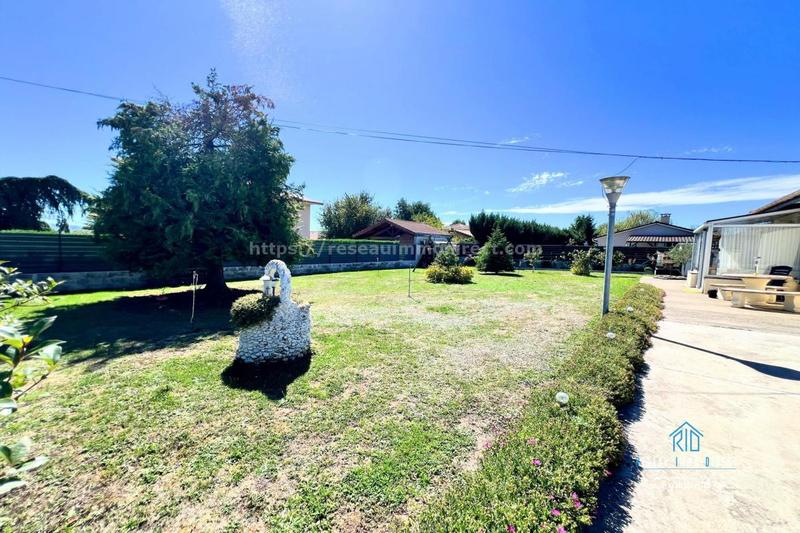 Maison traditionnelle - 100 m² - 4 pièces