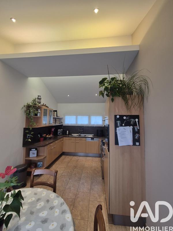 Maison - 96 m² - 4 pièces