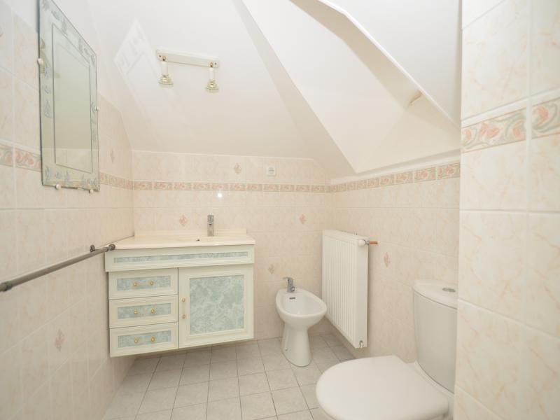 Propriété - 176 m² - 6 pièces