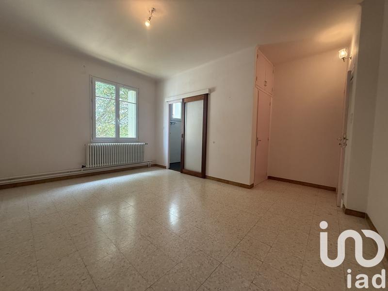 Maison - 250 m² - 8 pièces