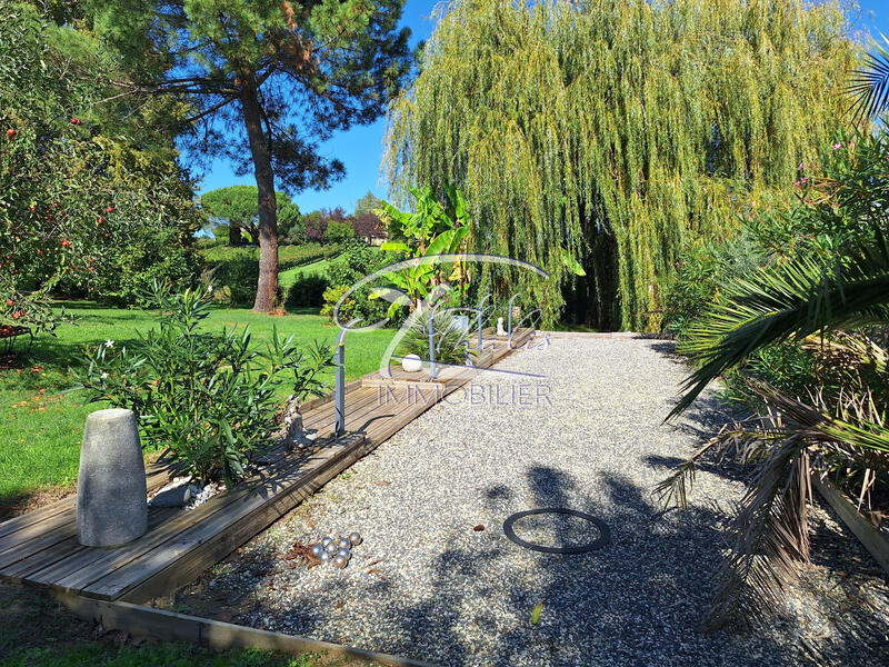 Maison ancienne - 280 m² - 5 pièces