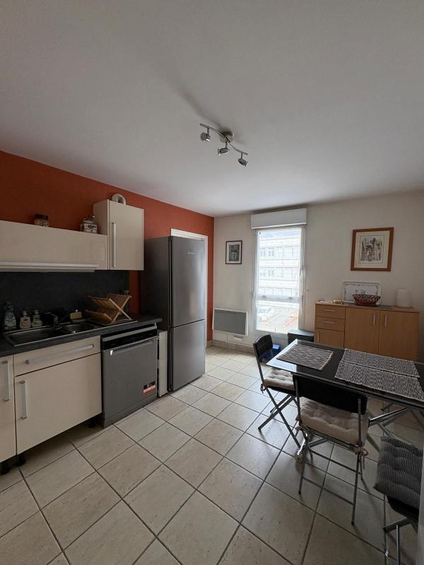 Appartement - 98 m² - 3 pièces