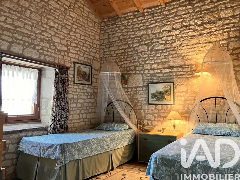 Maison - 105 m² - 4 pièces