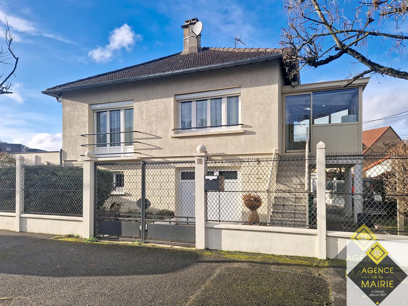 Maison - 100 m² - 4 pièces