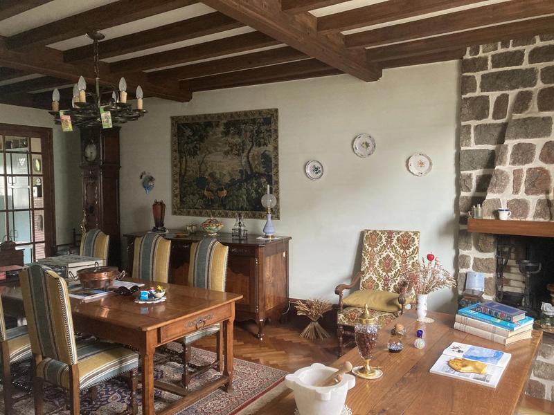 Maison - 266 m² - 14 pièces