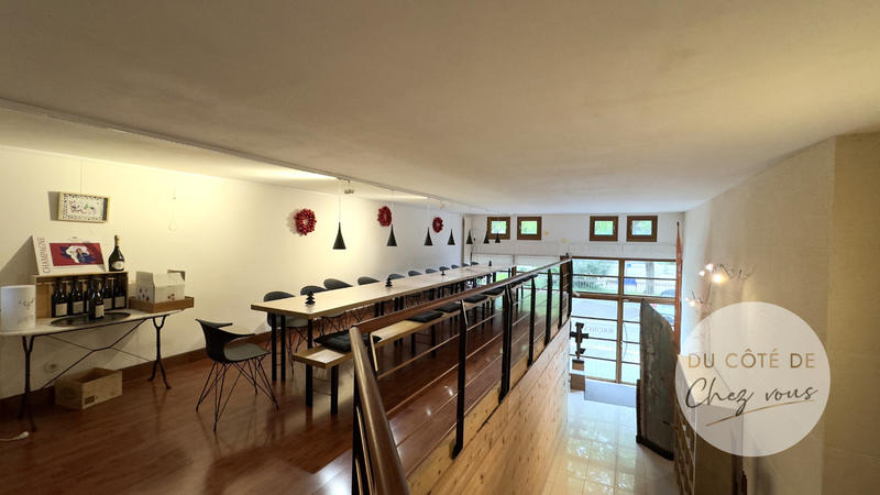 Demeure - 292 m² - 8 pièces