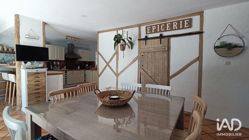 Maison - 193 m² - 6 pièces