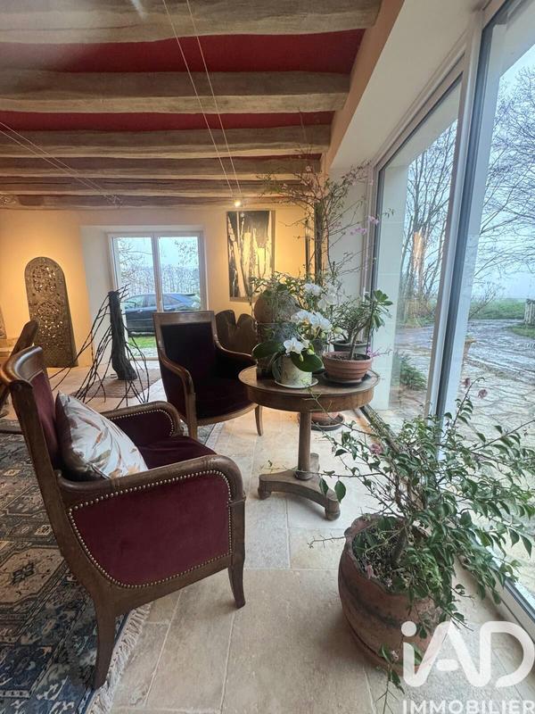 Maison - 262 m² - 7 pièces