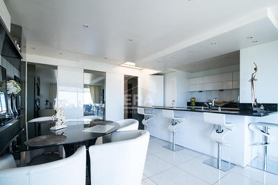 Appartement - 138 m² - 5 pièces