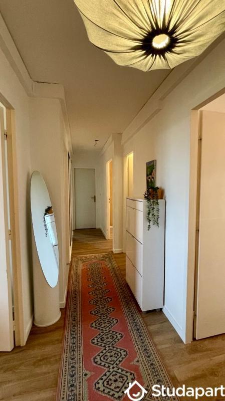 Chambre - 9 m² - 1 pièce