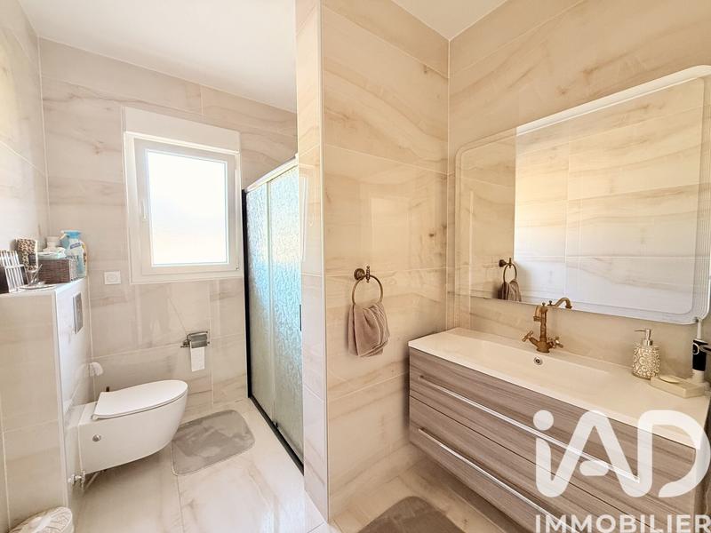 Maison - 137 m² - 4 pièces