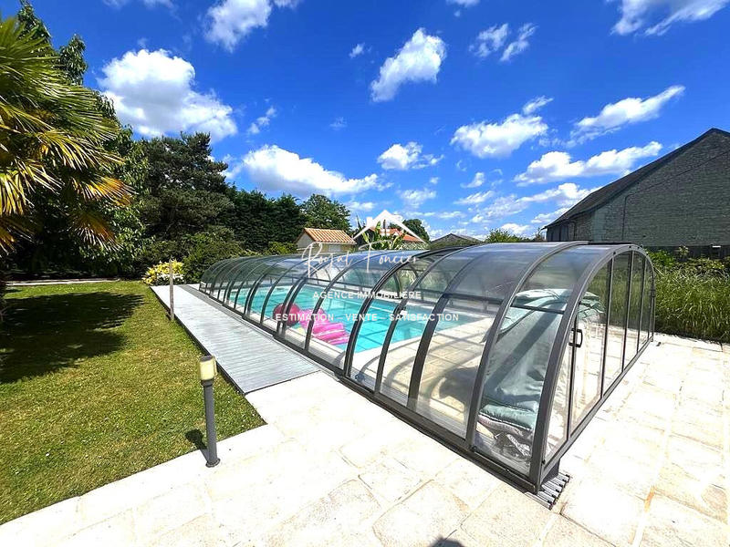 Maison - 151 m² - 8 pièces