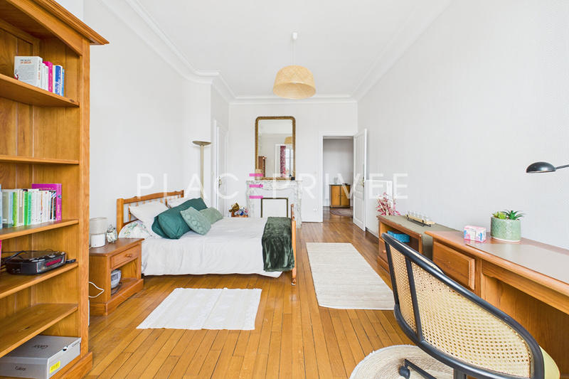 Appartement - 174 m² - 6 pièces