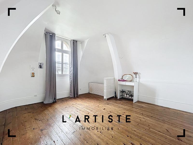 Maison - 152 m² - 6 pièces