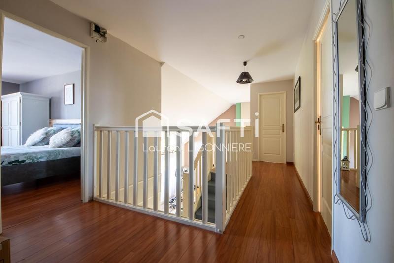 Maison - 161 m² - 6 pièces