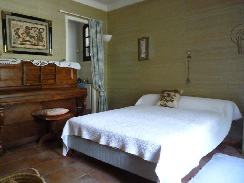 Maison - 222 m² - 7 pièces