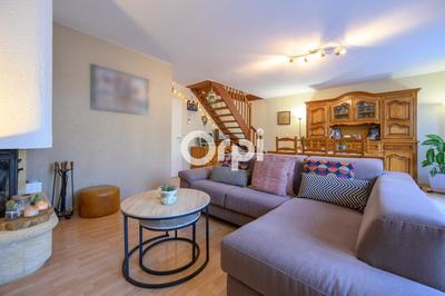 Maison - 90 m² - 4 pièces