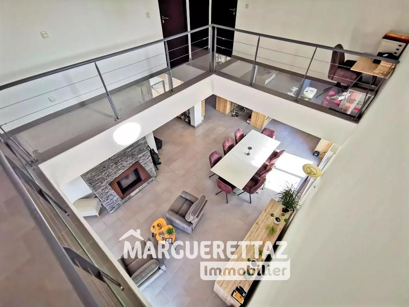 Villa - 352 m² - 10 pièces