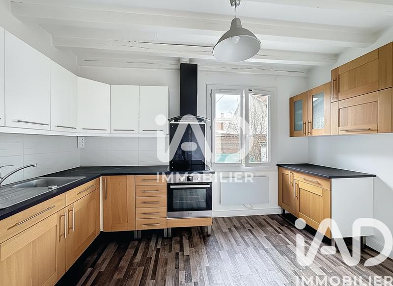 Maison - 90 m² - 5 pièces