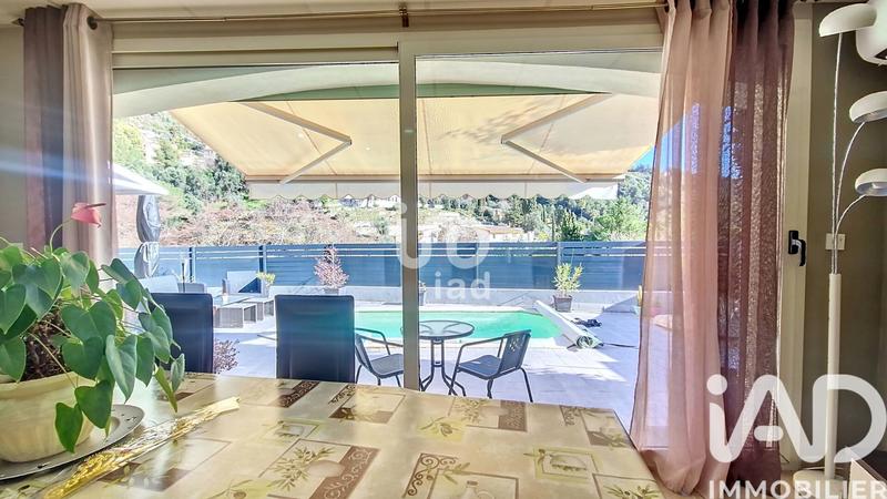 Maison - 141 m² - 6 pièces