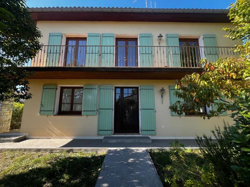 Villa - 222 m² - 7 pièces