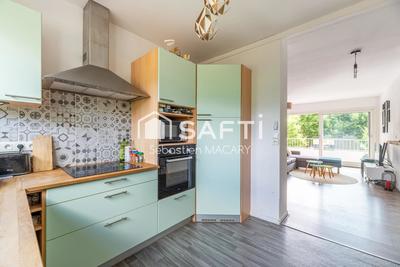 Appartement - 95 m² - 5 pièces