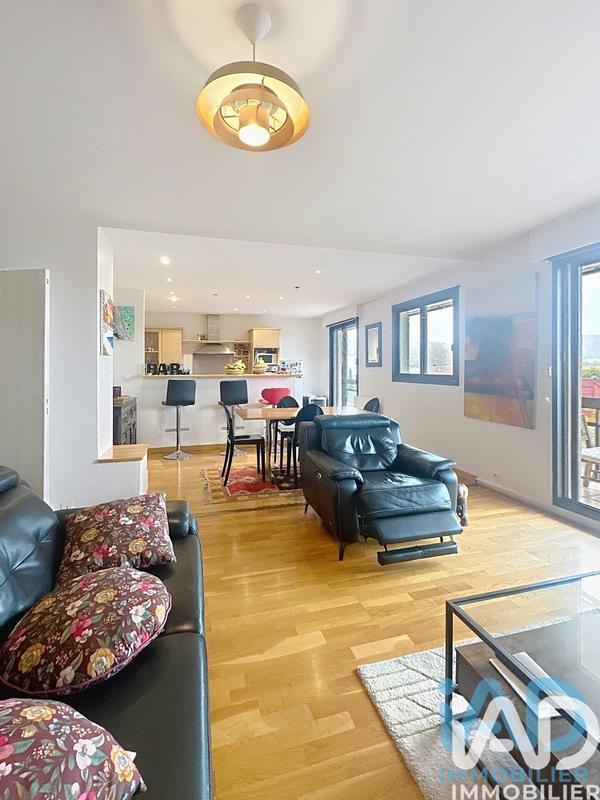 Appartement - 99 m² - 5 pièces