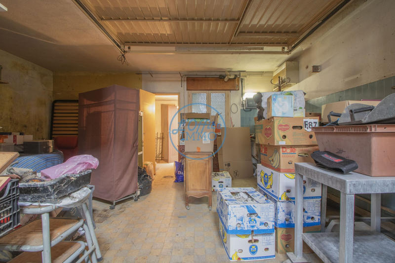 Maison - 200 m² - 8 pièces