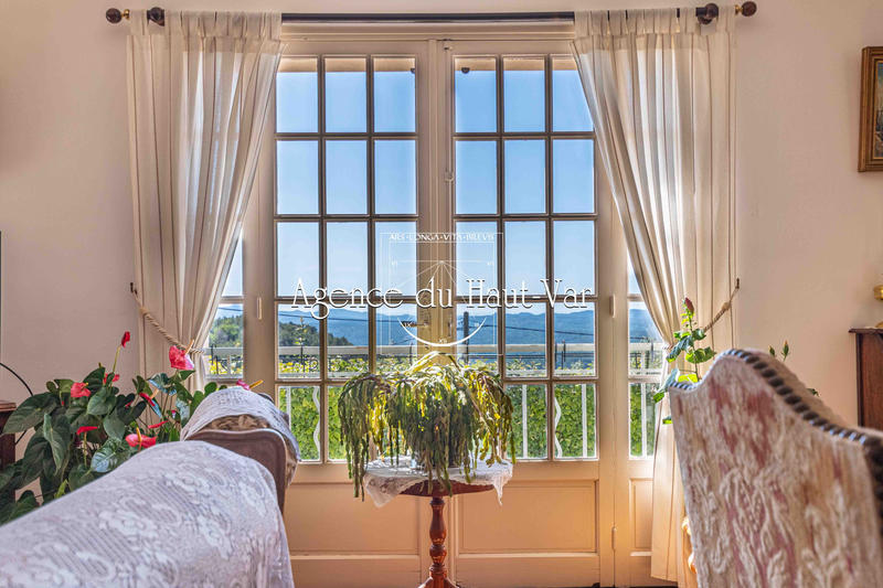 Villa - 120 m² - 4 pièces