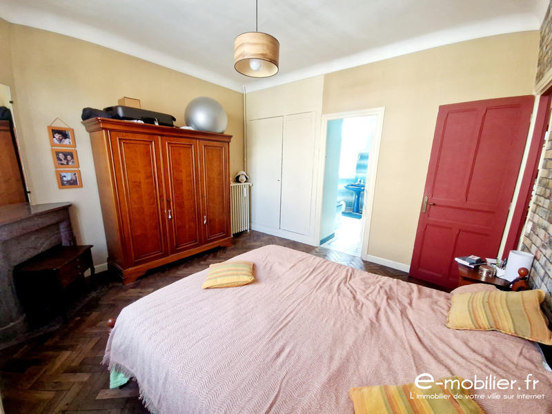 Maison - 155 m² - 8 pièces