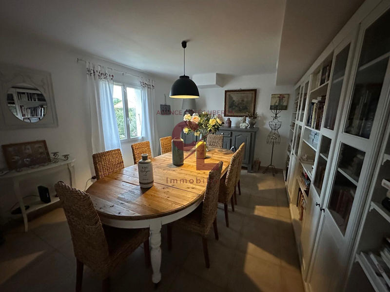 Maison - 135 m² - 6 pièces