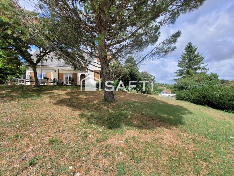 Propriété - 185 m² - 7 pièces