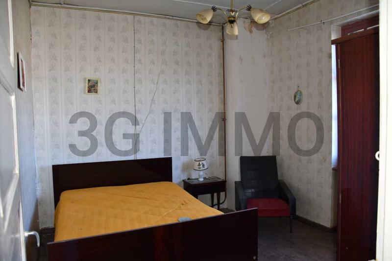 Maison - 240 m² - 12 pièces