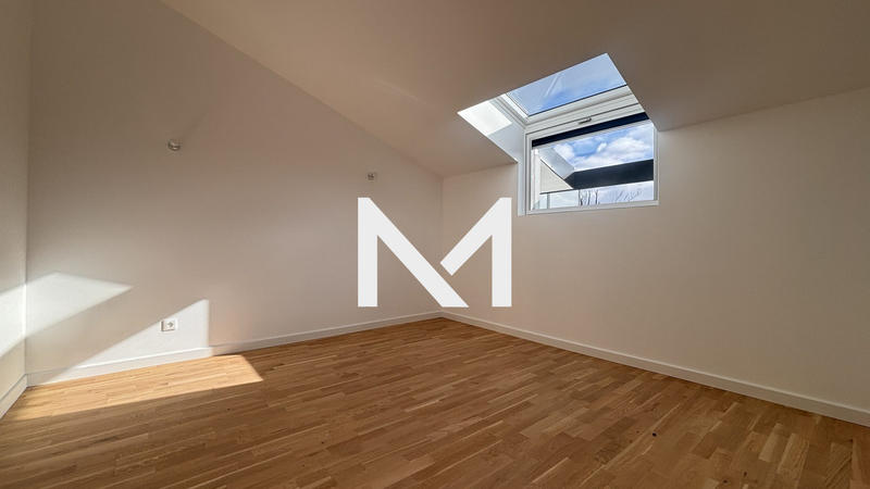 Appartement - 92 m² - 4 pièces