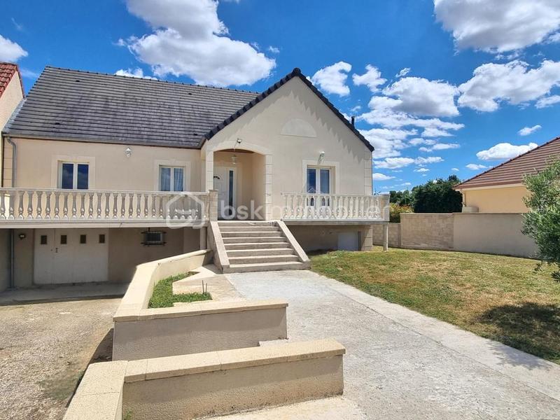 Maison - 153 m² - 6 pièces