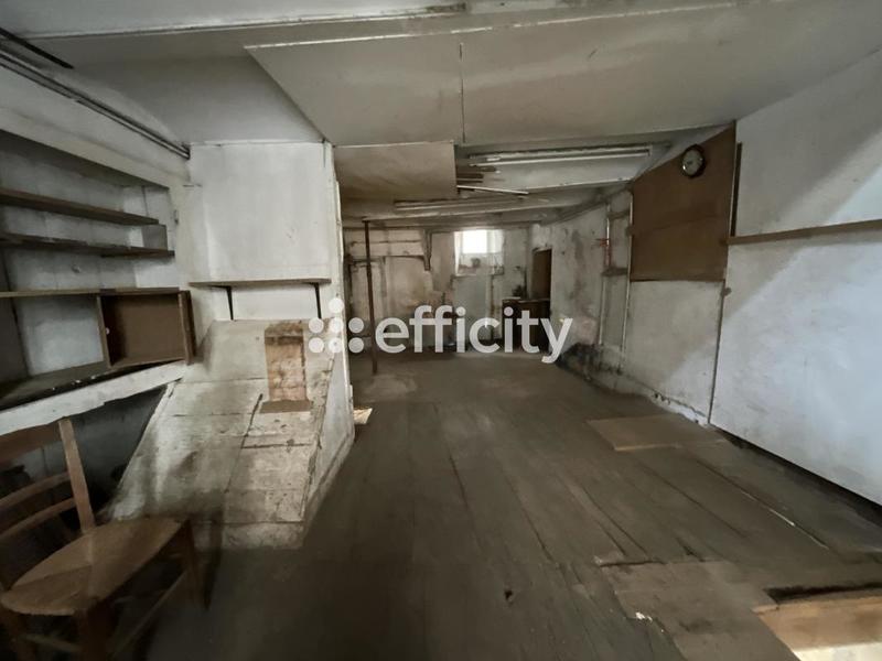 Immeuble - 148 m² - 6 pièces